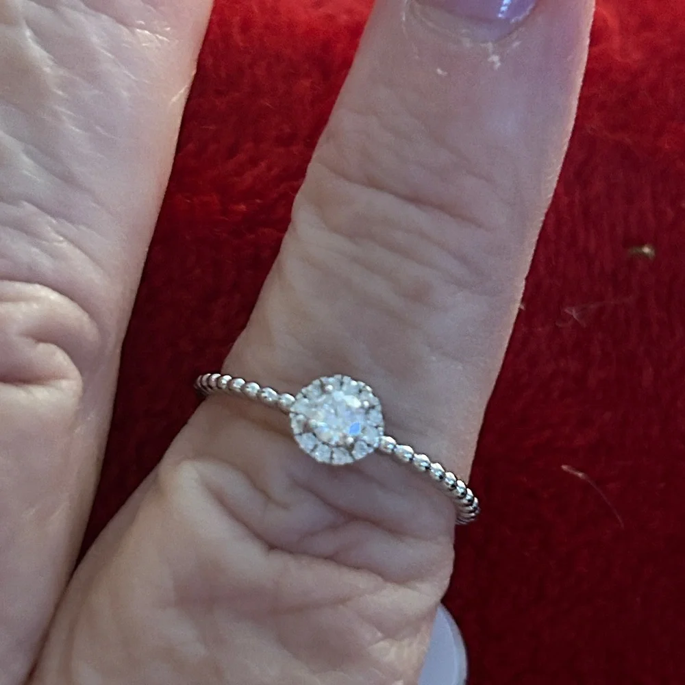 Moissanite Diamond simplistic 925 Sterling‎ silver ring size 9